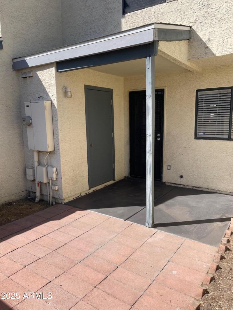 7801 Patio 3
