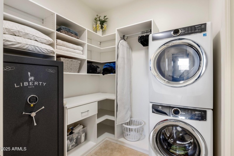 Primary laundry