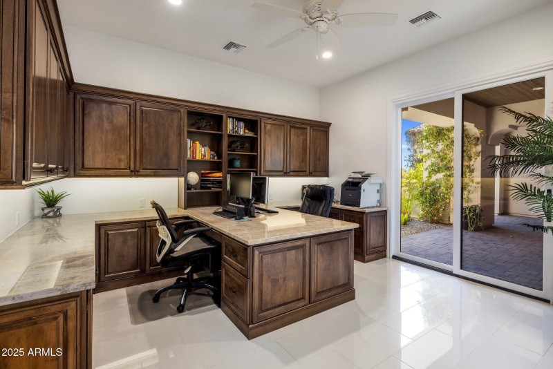 2 Person office