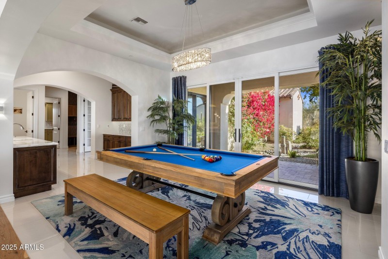 Formal Dining
