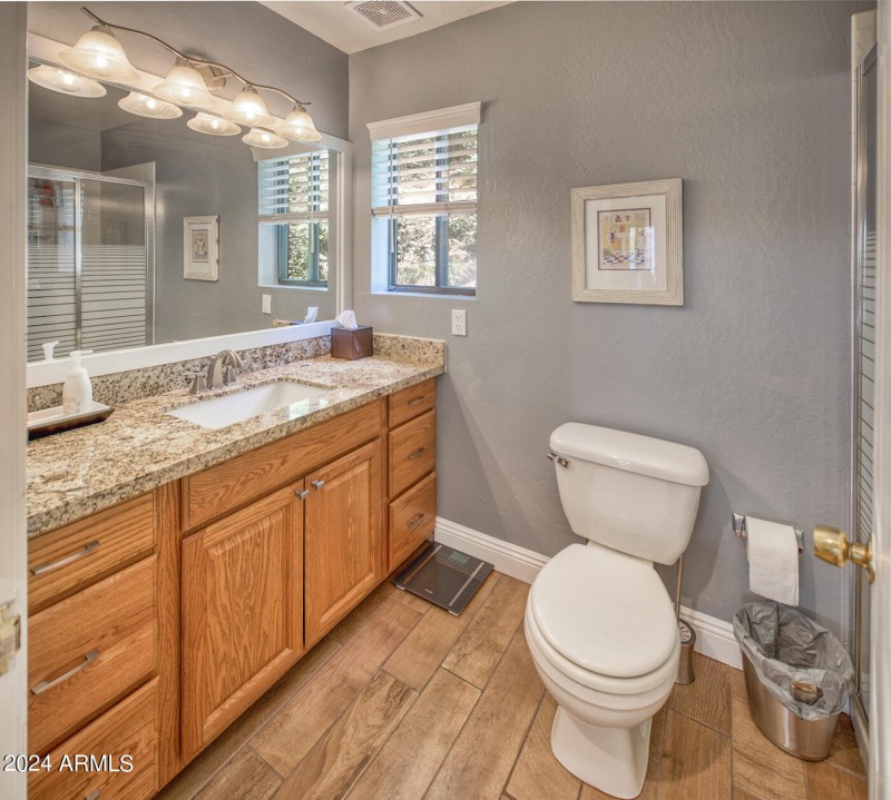 19 Bathroom 1 Vanity