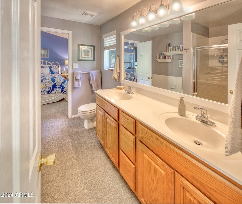 26 Bathroom 2 Dual Vanity