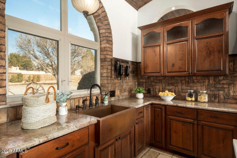 Kitchen Archway