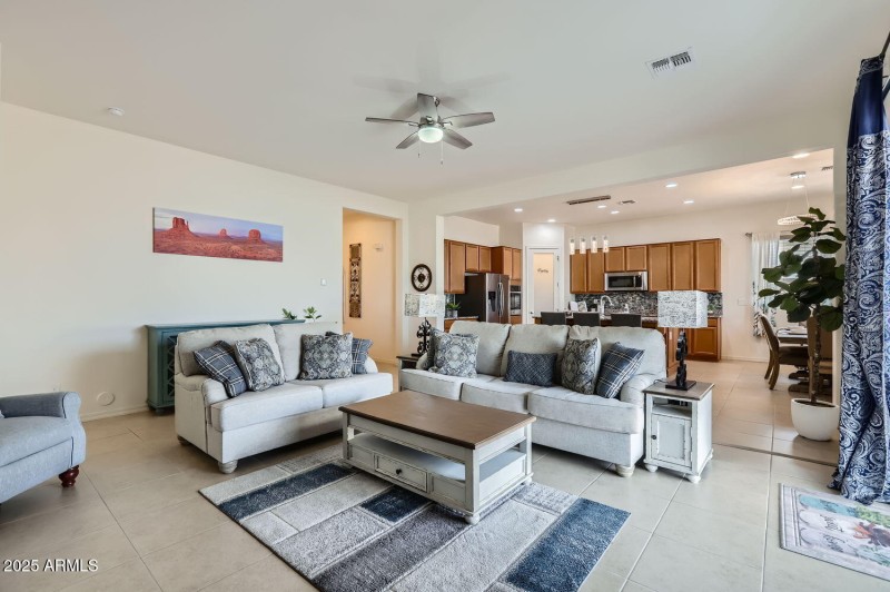 05 Living Room