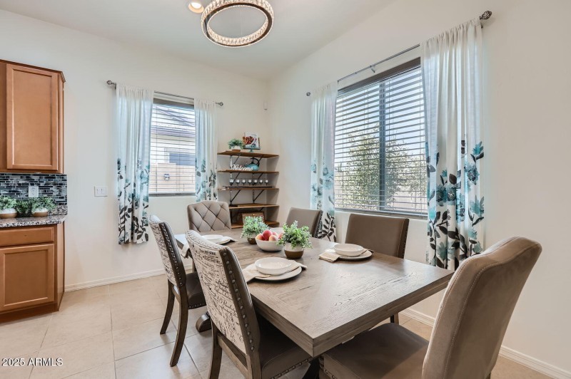 08 Dining Room