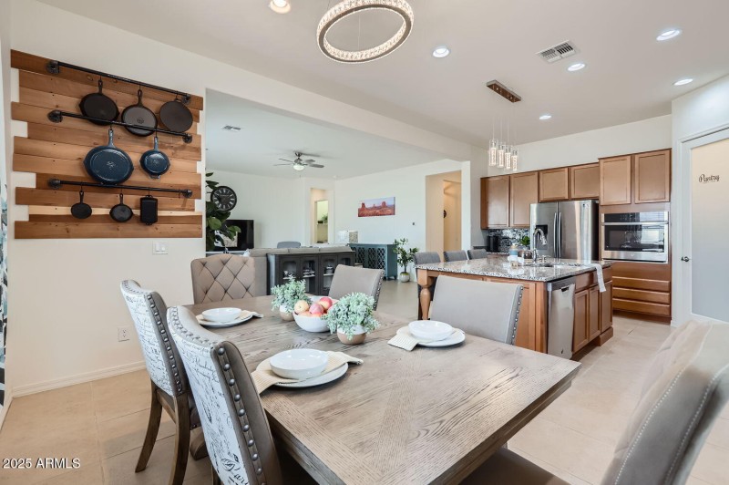 09 Dining Room