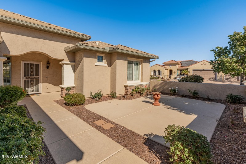 26458 W Yukon Dr-33