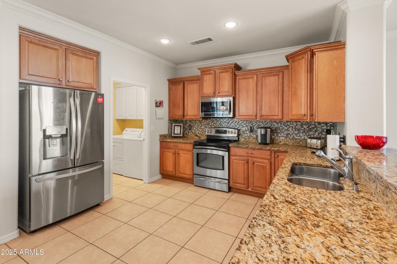 26458 W Yukon Dr-16