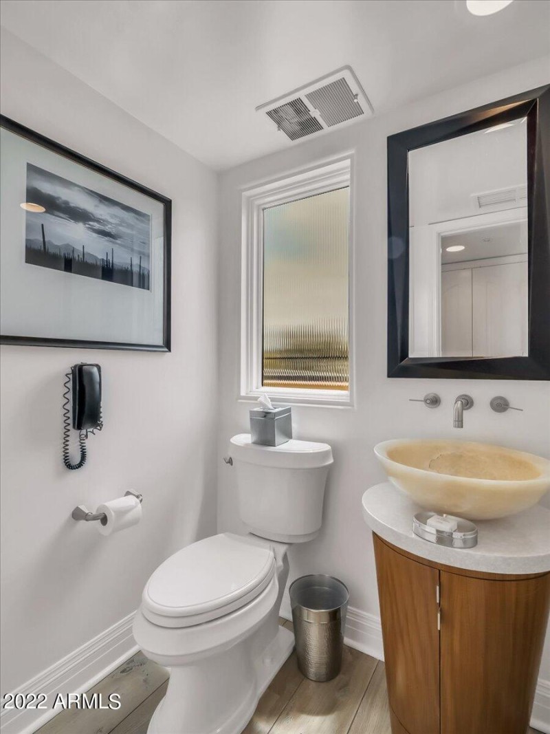 05-6000 East Camelback Road Unit7707-5