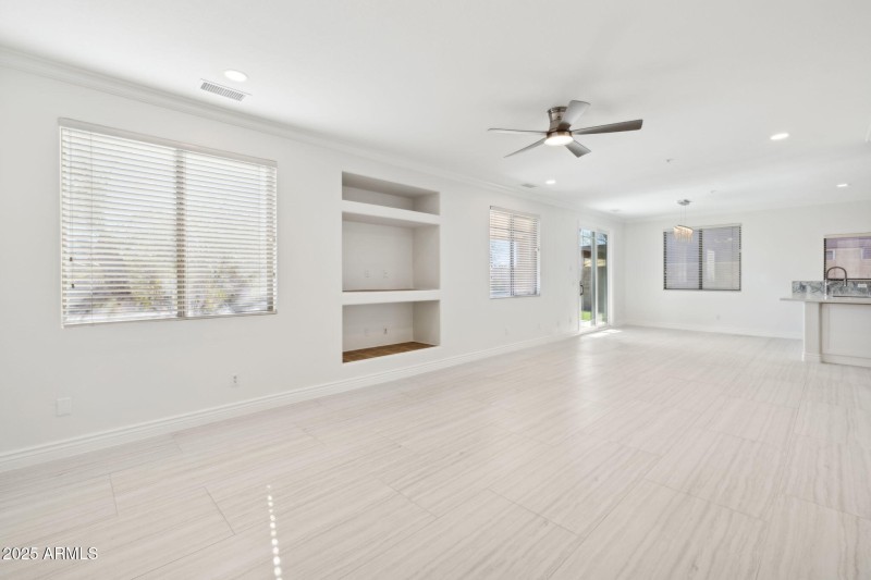 12-web-or-mls-6025-e-palomino-ln