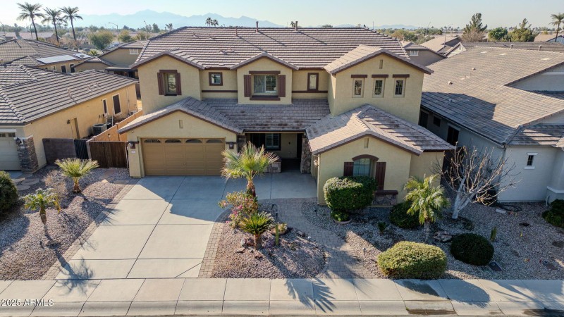 mls_13611 W Merrell St Drone-3