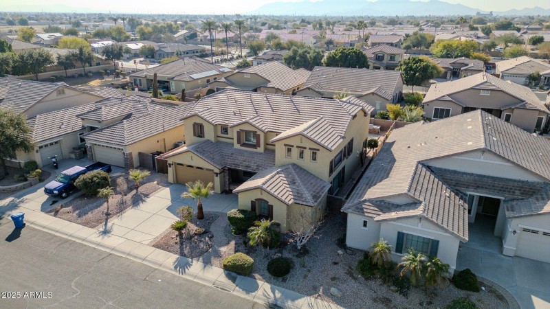 mls_13611 W Merrell St Drone-4