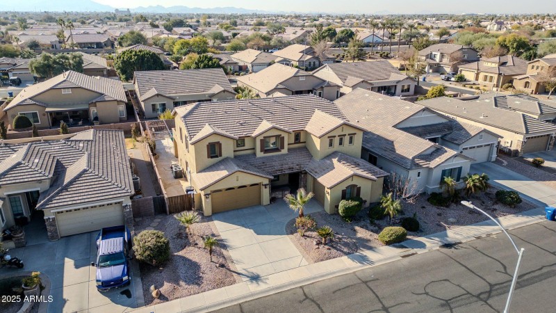 mls_13611 W Merrell St Drone-5