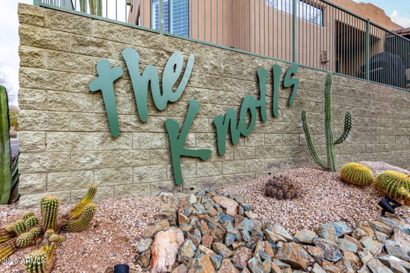 66-Knolls