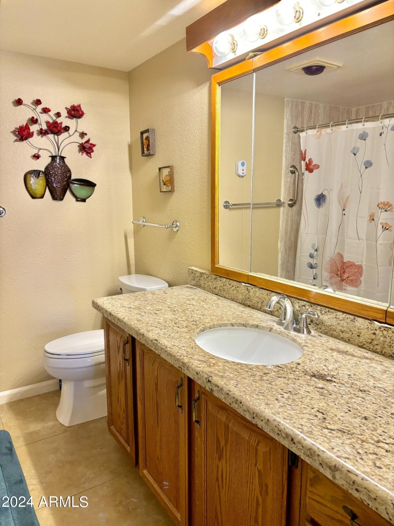 Both baths have emergency pull cords