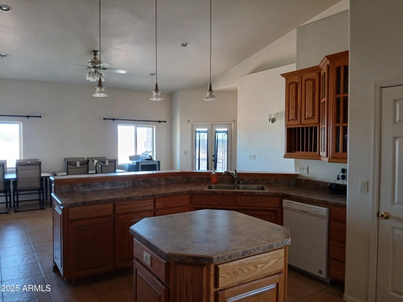 Kitchen2
