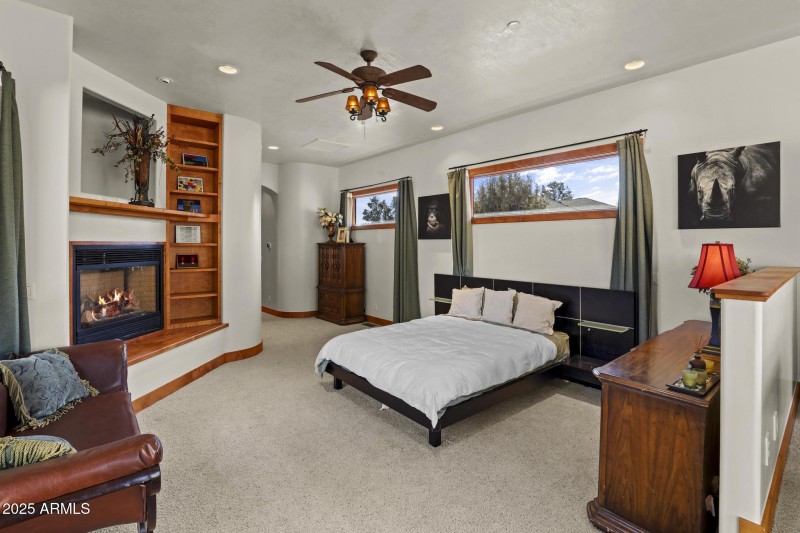 Primary Bed w Fireplace