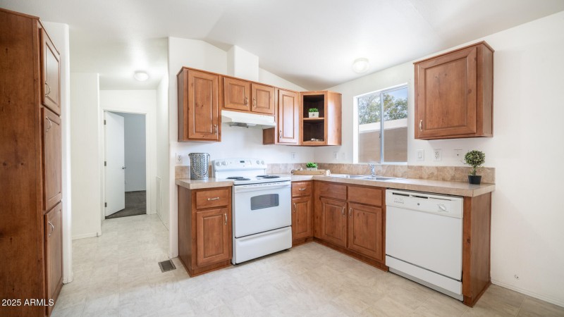 1650 S Arizona Ave Lot 79-6