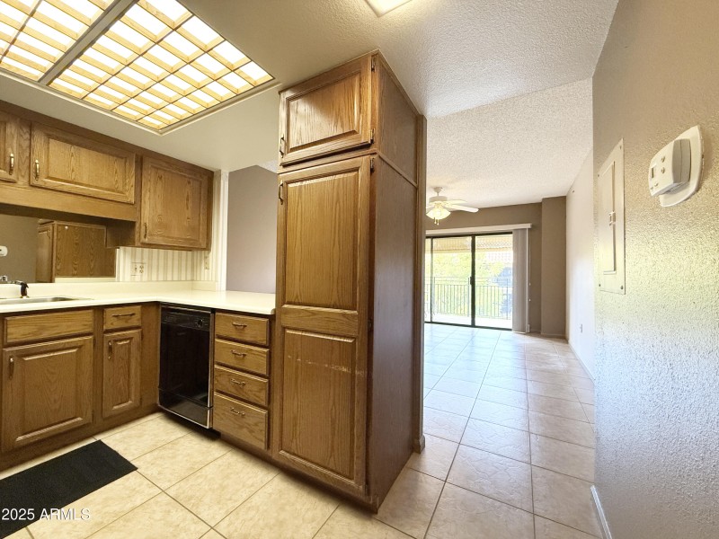 A304_Entry_Kitchen