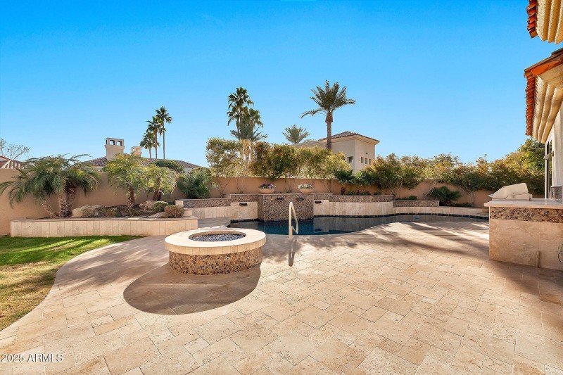 10410 N 74th Pl-52