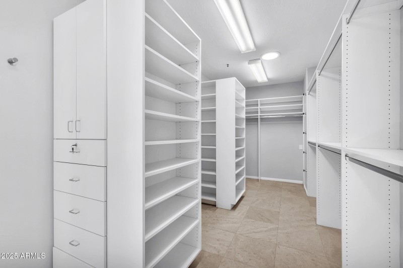 10410 N 74th Pl-28