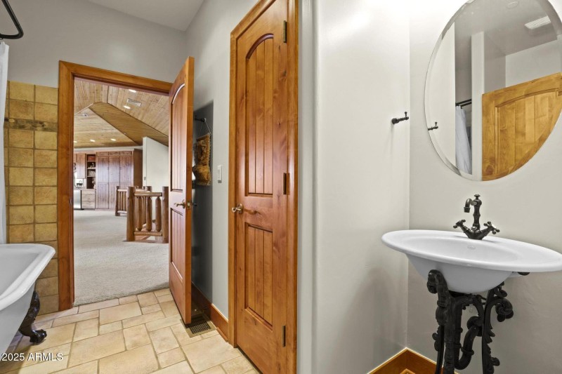 Bath 2 Single Sink