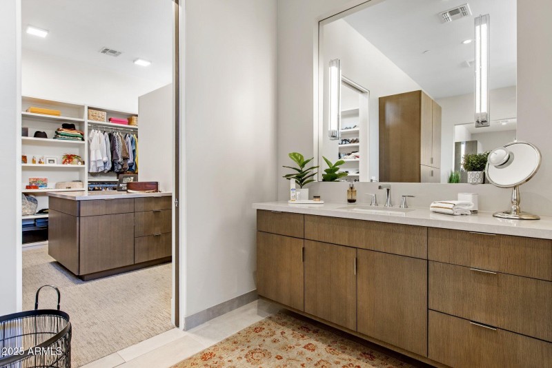 Principle Bath & Closet