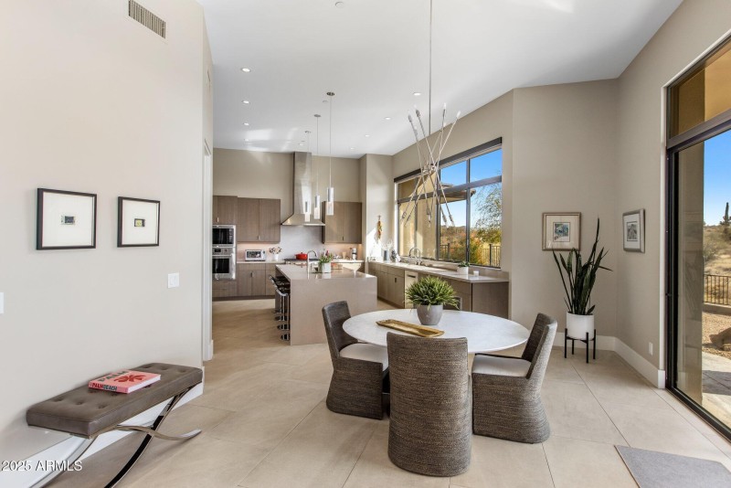 Breakfast Nook