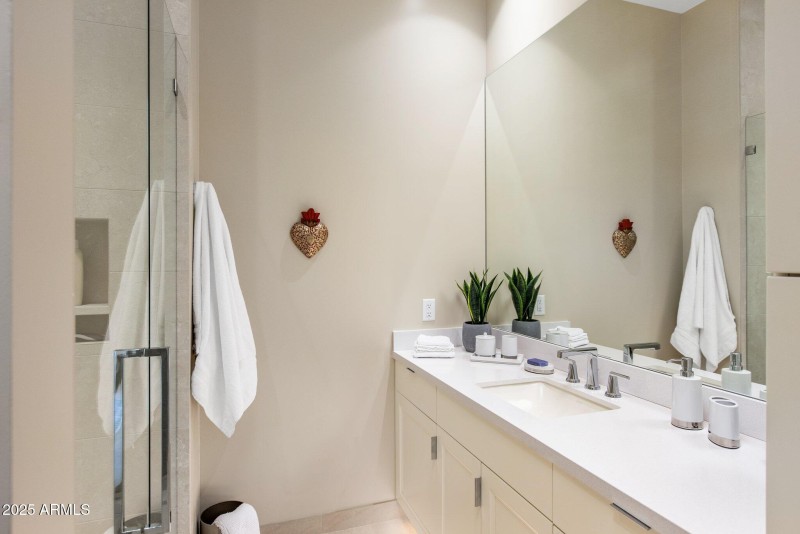Guest House Bathroom