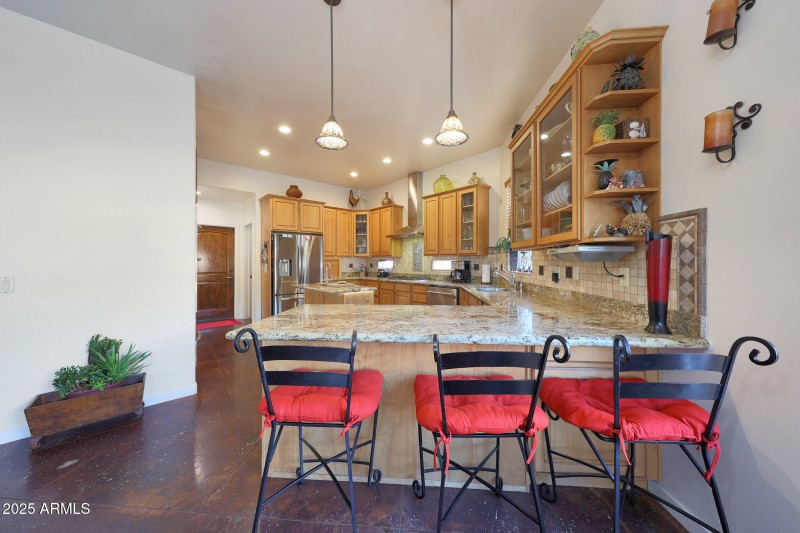 BREAKFAST BAR