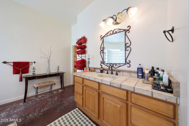 DUAL SINKS