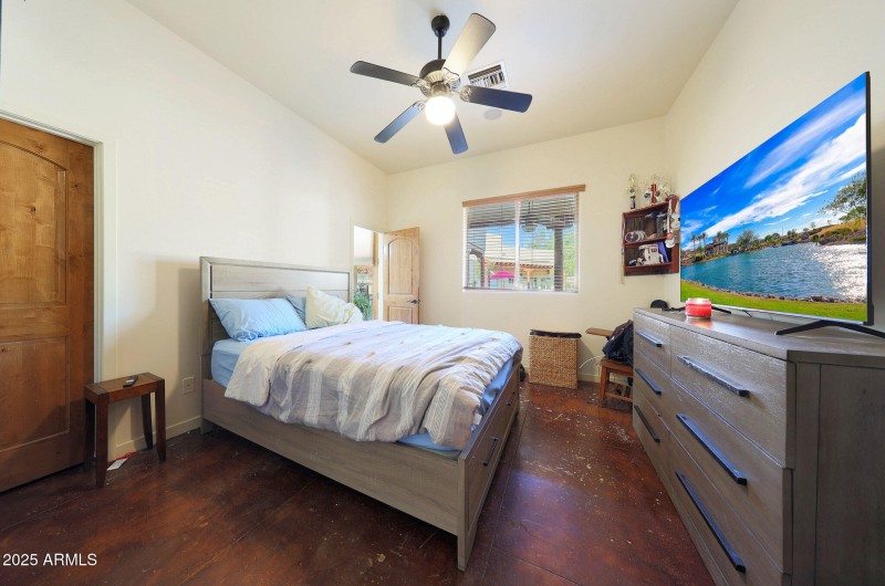 FOURTH BEDROOM