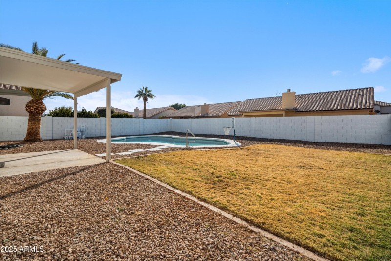 31-Backyard