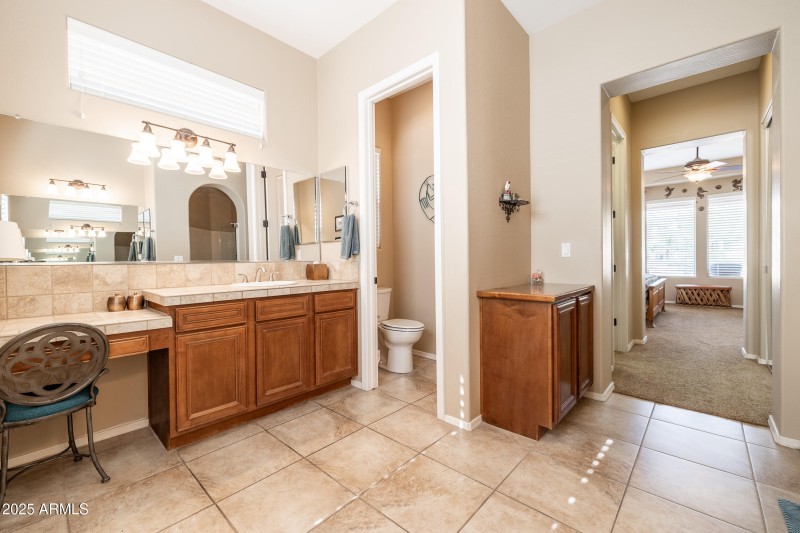 13050 W Pinnacle Vista Dr-25