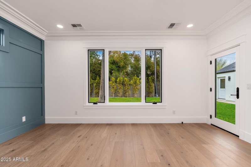 412 W Vermont Ave - 28 (2)