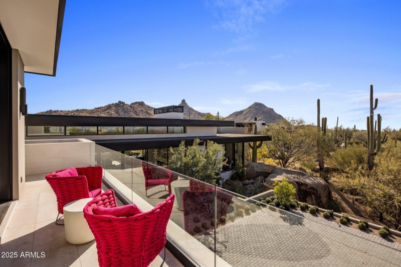 41-web-or-mls-D46A3722