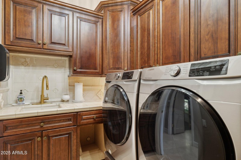 Laundry Room With Sink