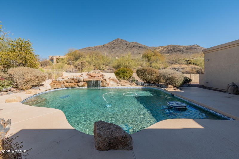 5830 E Restin Rd-67