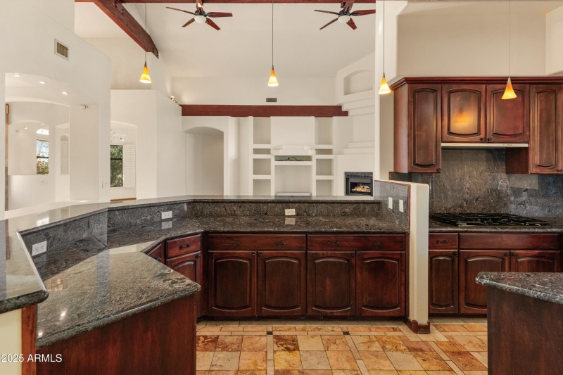 5830 E Restin Rd-39