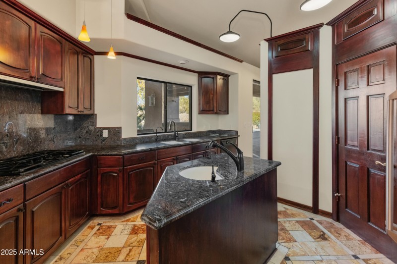 5830 E Restin Rd-41