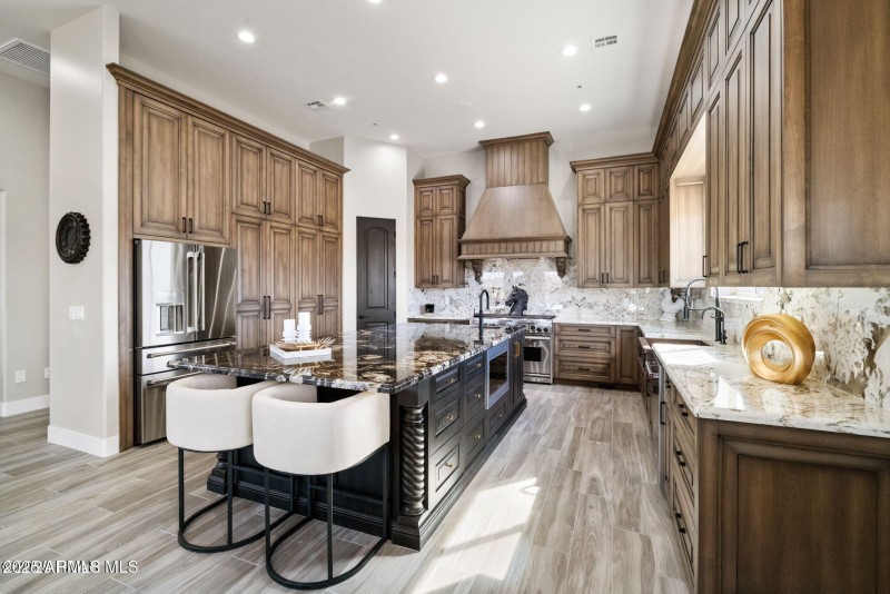 Kitchen 01