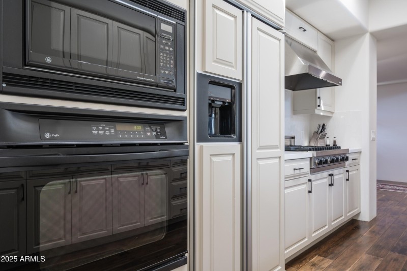 011_Kitchen Details