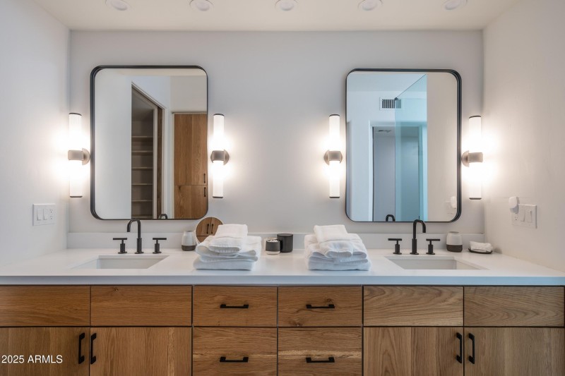 014_Master Bath
