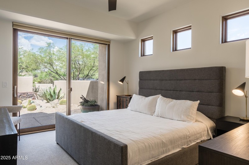 019_Guest Room 2