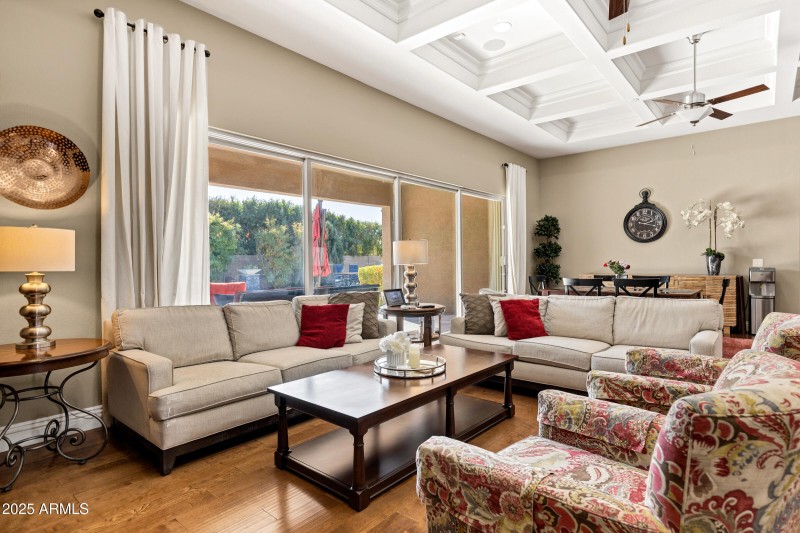 1783 E Desert Broom Pl-51