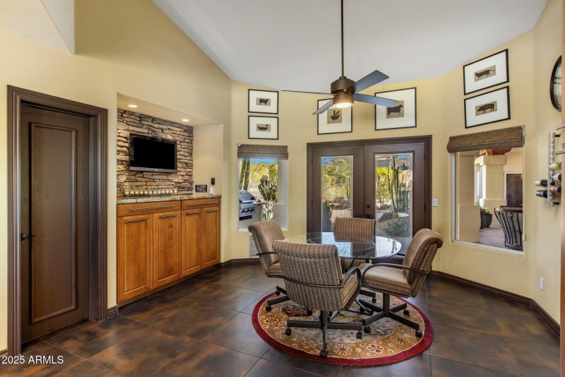 Kitchen Breakfast Nook