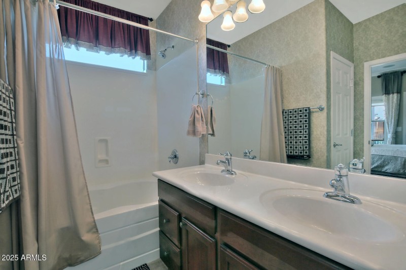 6614 W Victory Way Florence AZ-large-027