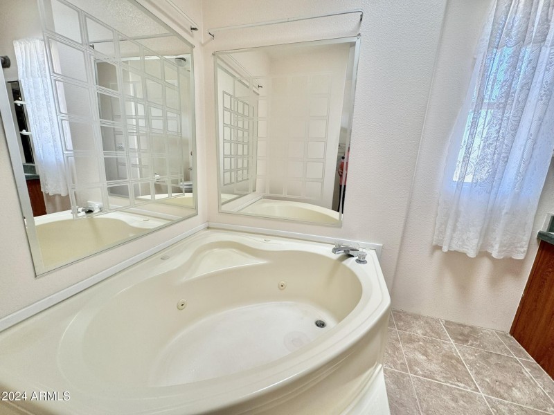 Garden Tub