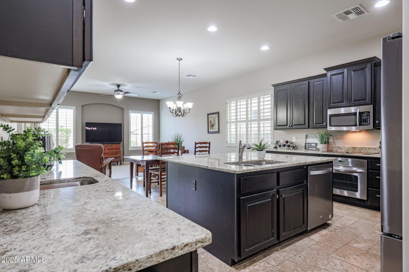 Spacious Kitchen