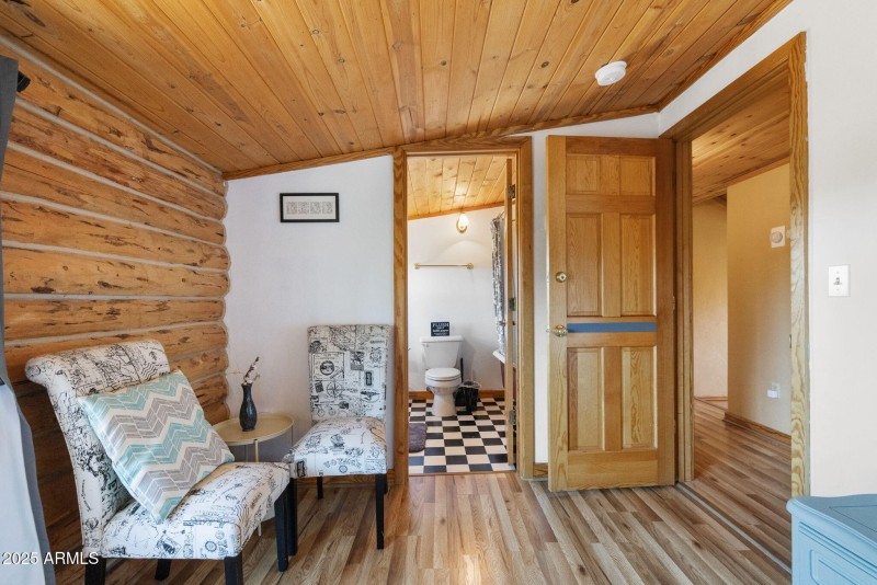 29-Bedroom 3 (2)